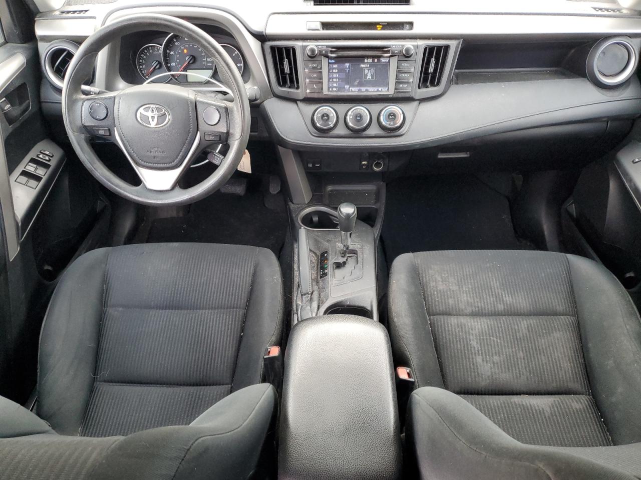 2016 Toyota RAV 4 - Image 8