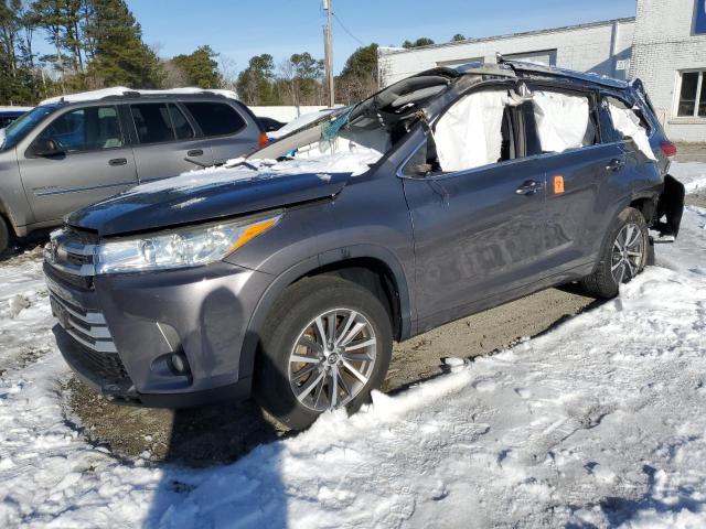 2018 Toyota Highlander Se