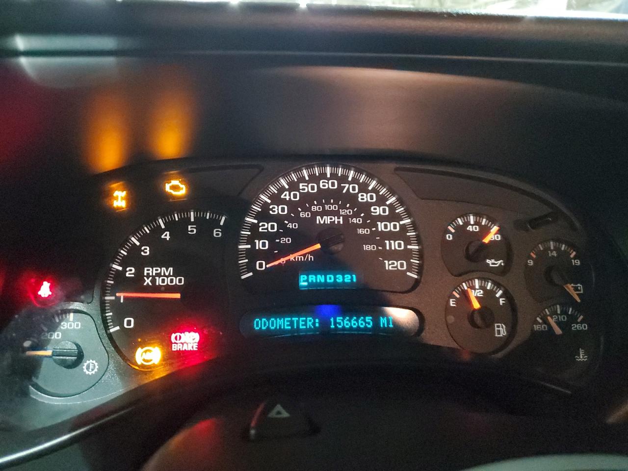 2005 Chevrolet Silverado - Image 9