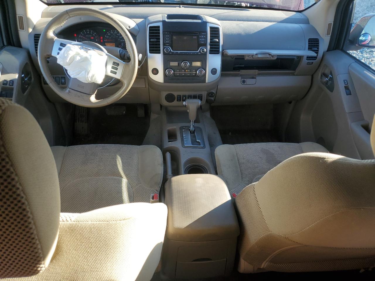 2017 Nissan Navara (Frontier) - Image 8