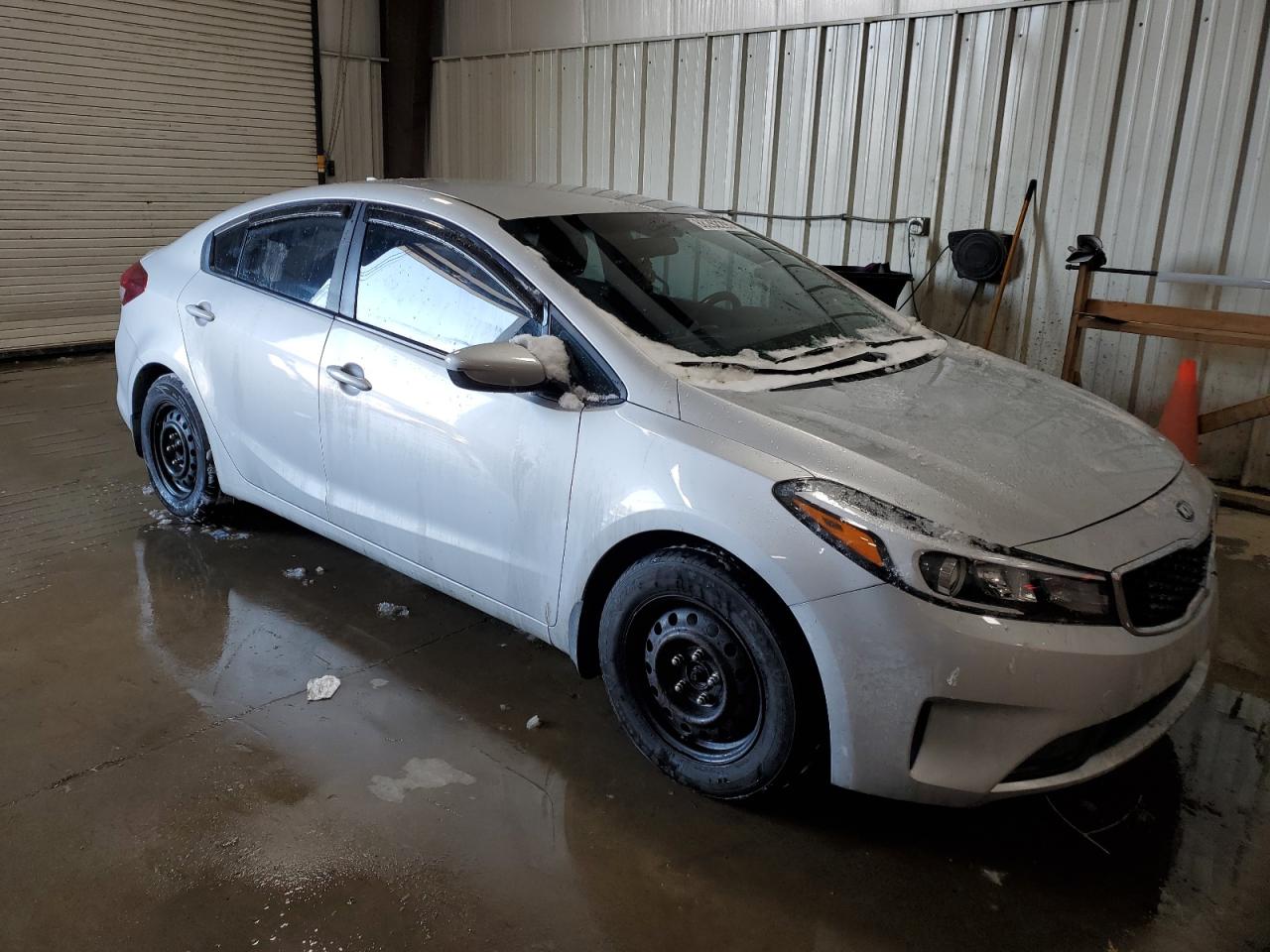 2017 Kia Forte - Image 4
