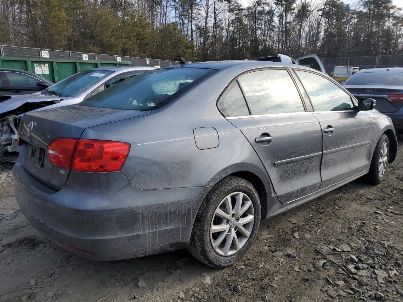 2014 Volkswagen Jetta - Image 3