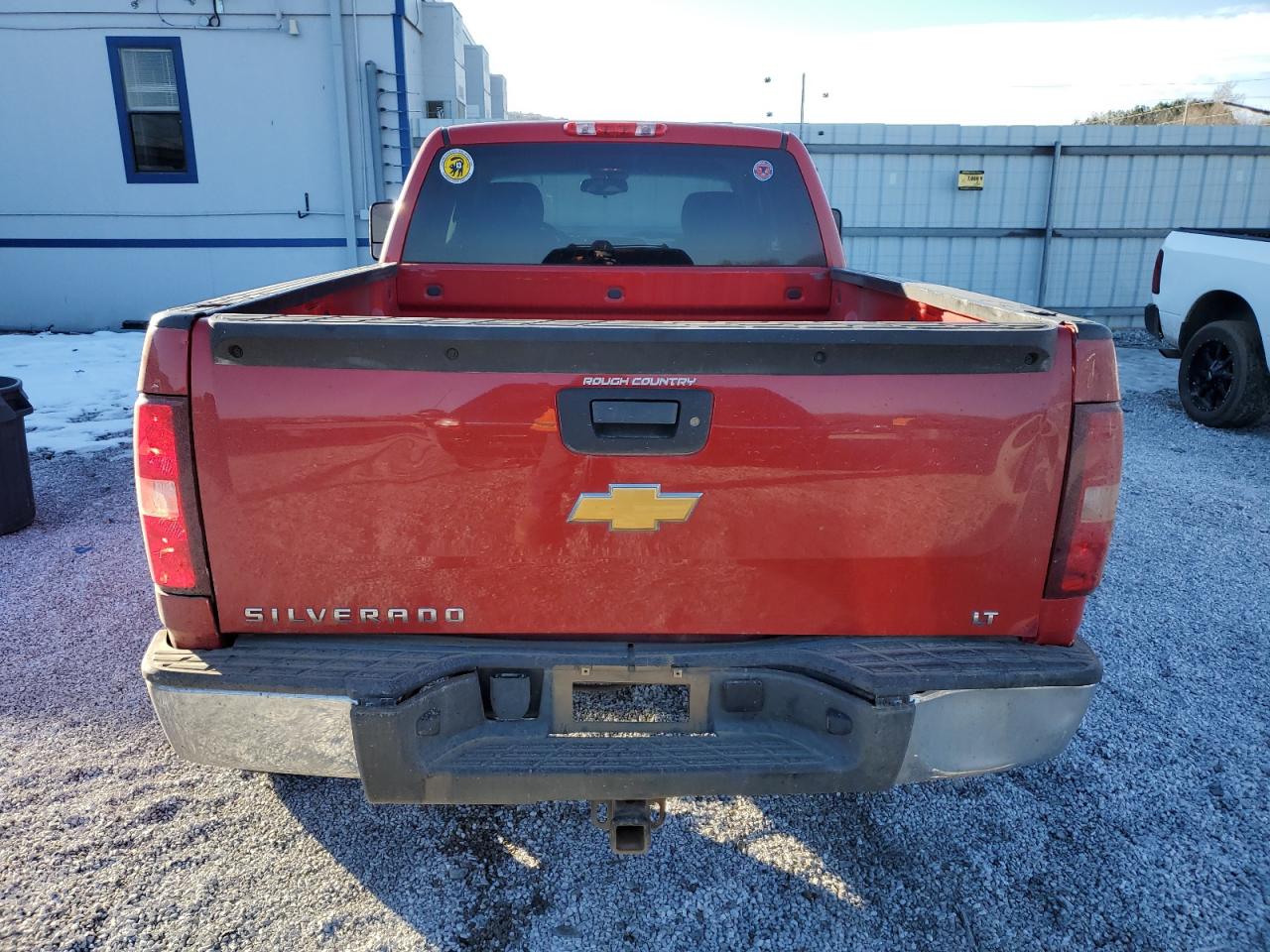 2013 Chevrolet Silverado - Image 6