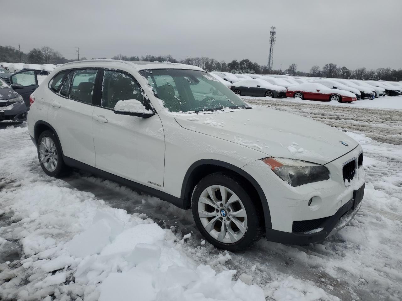 VIN WBAVL1C50EVY21584 2014 BMW X1 no.4