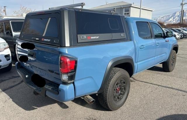  TOYOTA TACOMA 2018 Granatowy