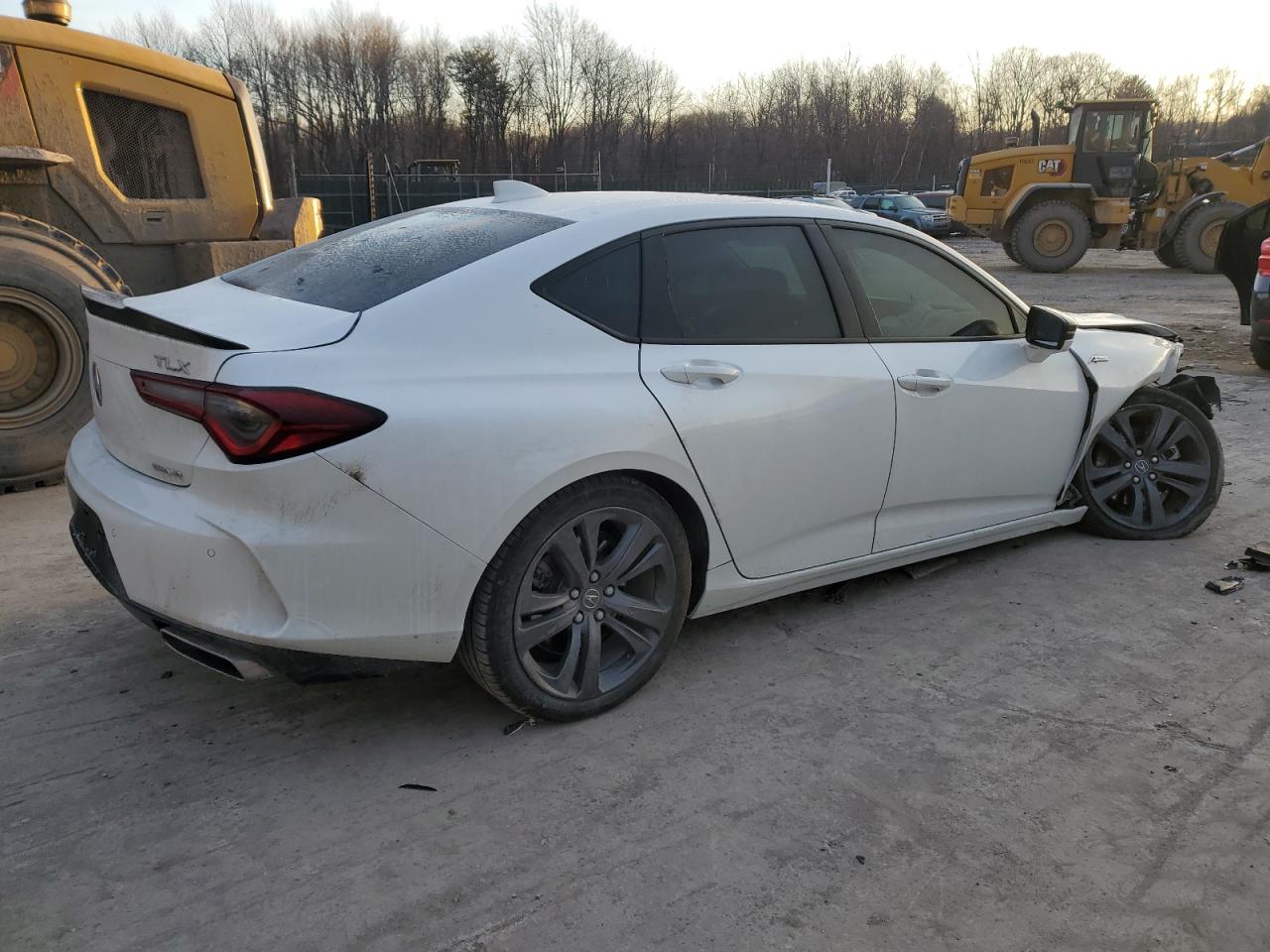 2022 Acura TLX - Image 3
