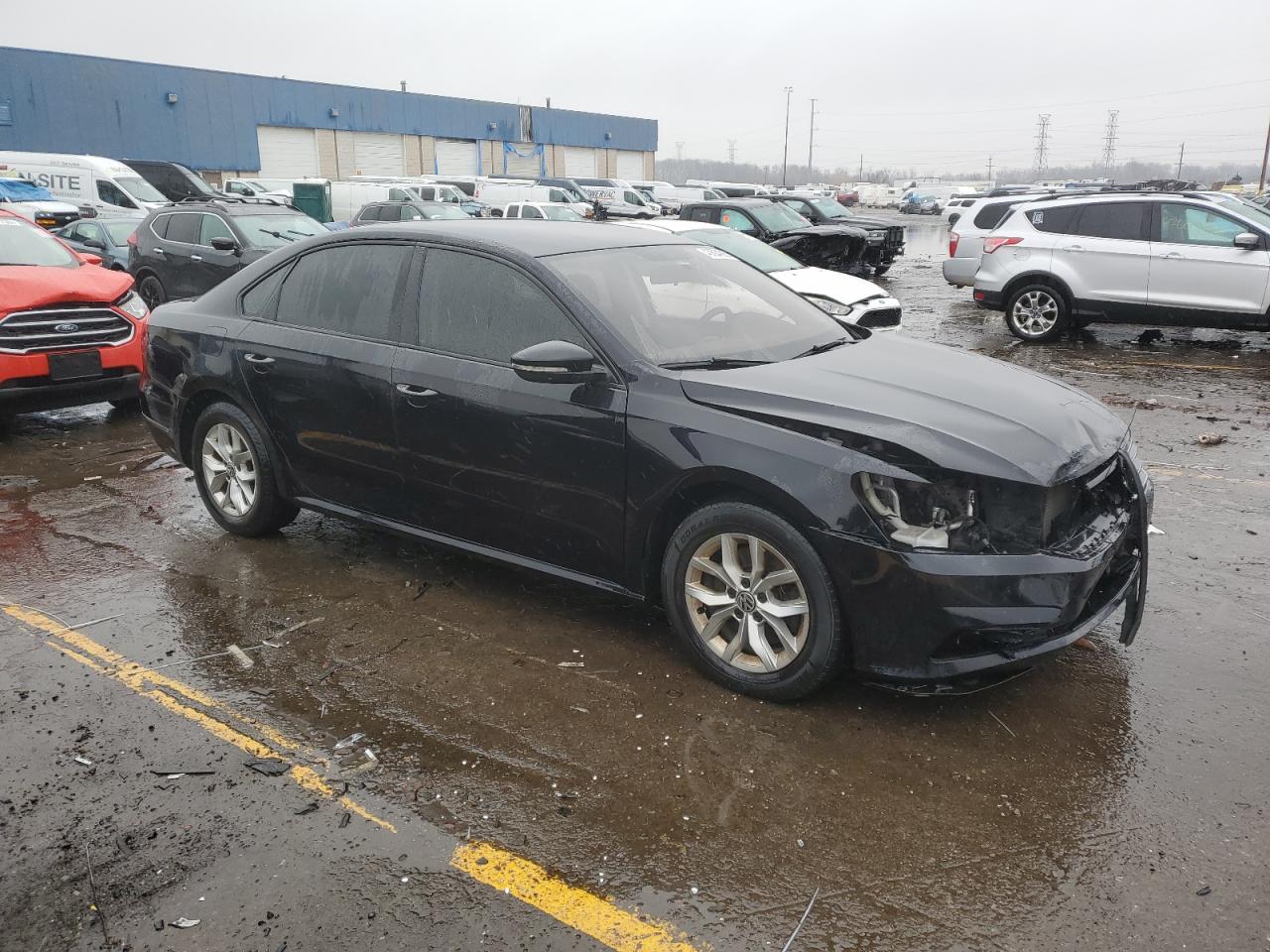 2018 Volkswagen Passat - Image 4