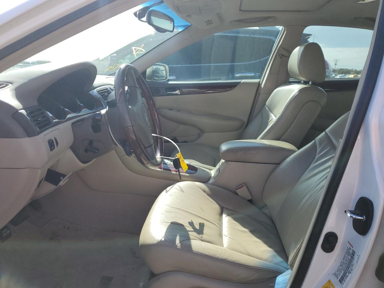 2002 Lexus ES - Image 7