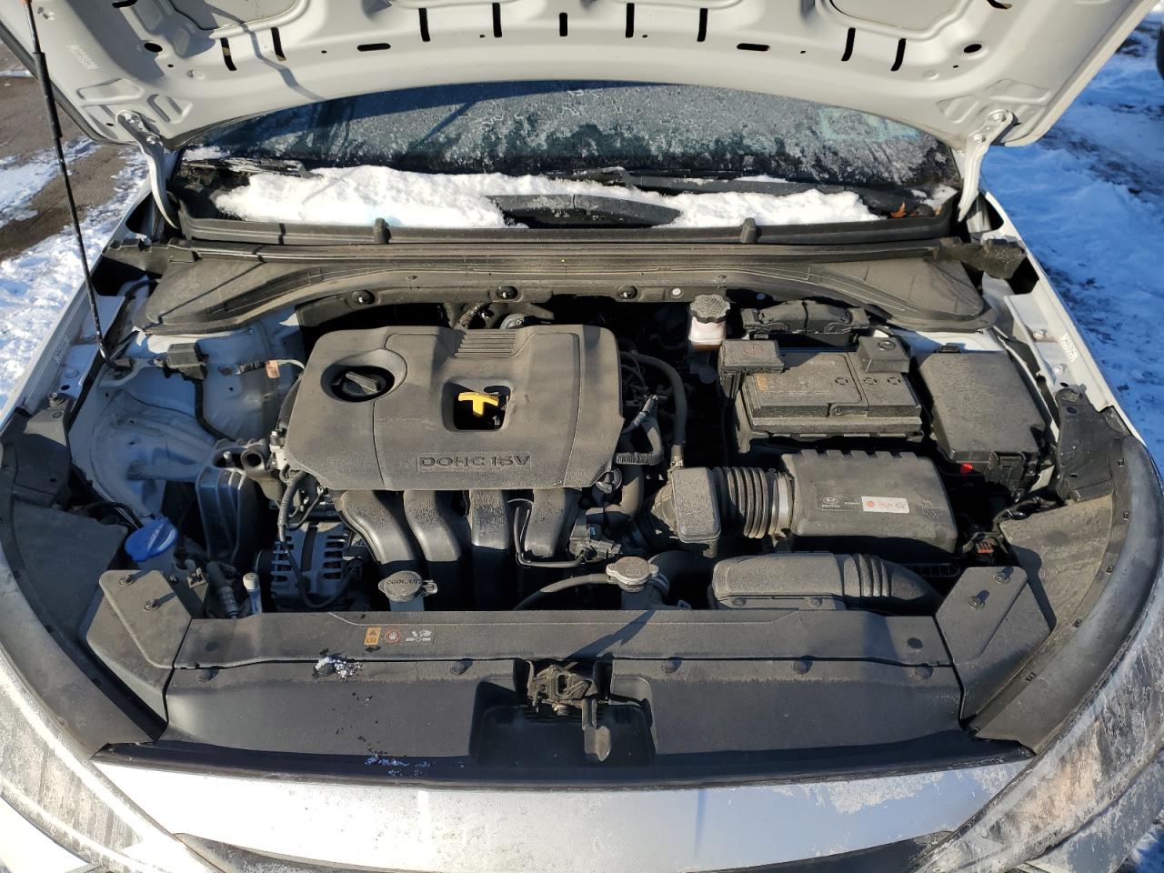 2019 Hyundai Elantra - Image 11
