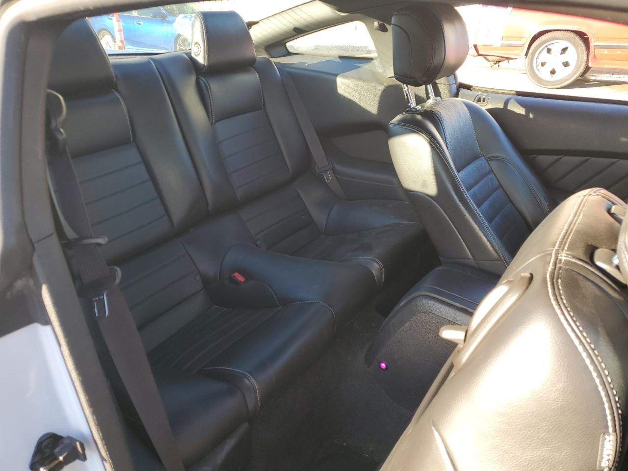 2014 Ford Mustang - Image 10