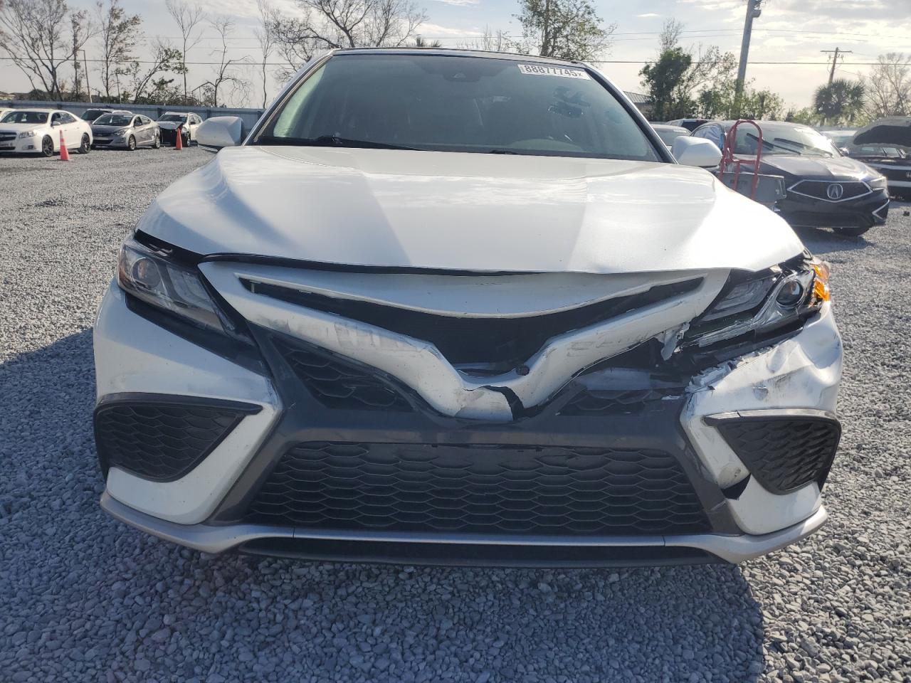 2022 Toyota Camry - Image 5