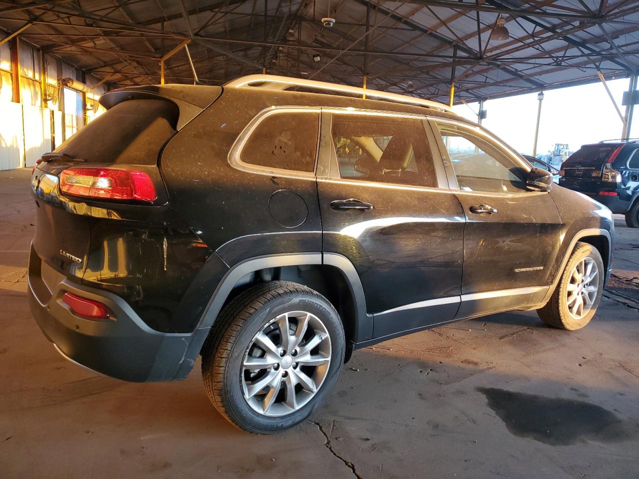 2018 Jeep Grand Cherokee - Image 3