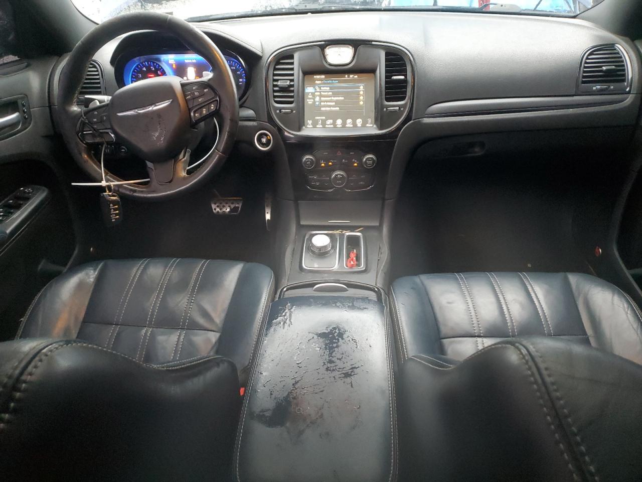 2015 Chrysler 300 - Image 8