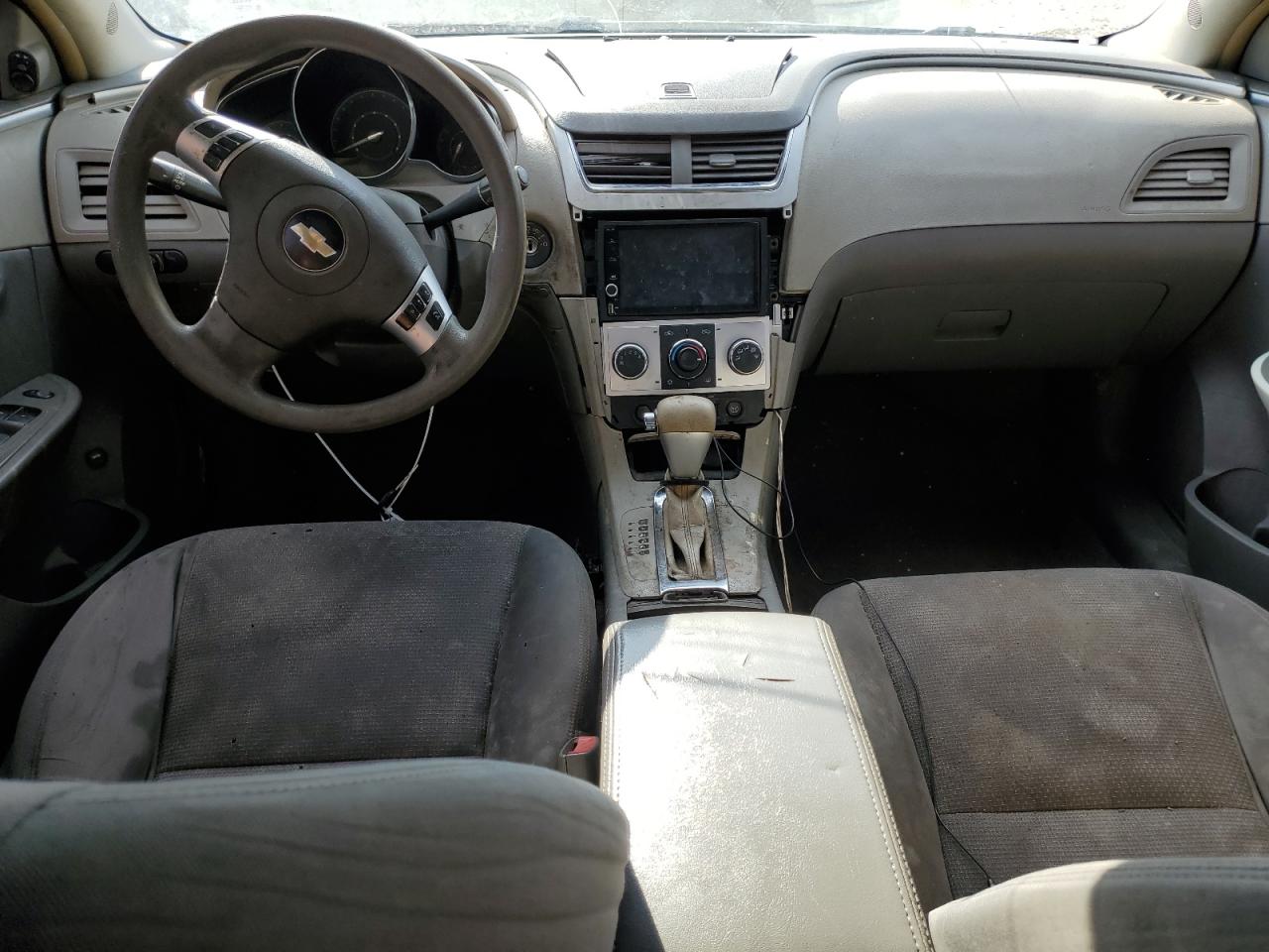 2009 Chevrolet Malibu - Image 8