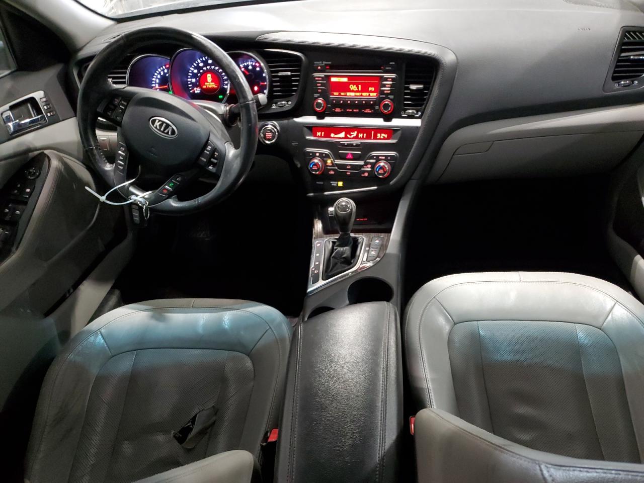 2011 Kia Optima - Image 8