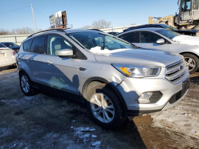  FORD ESCAPE 2018 Сріблястий