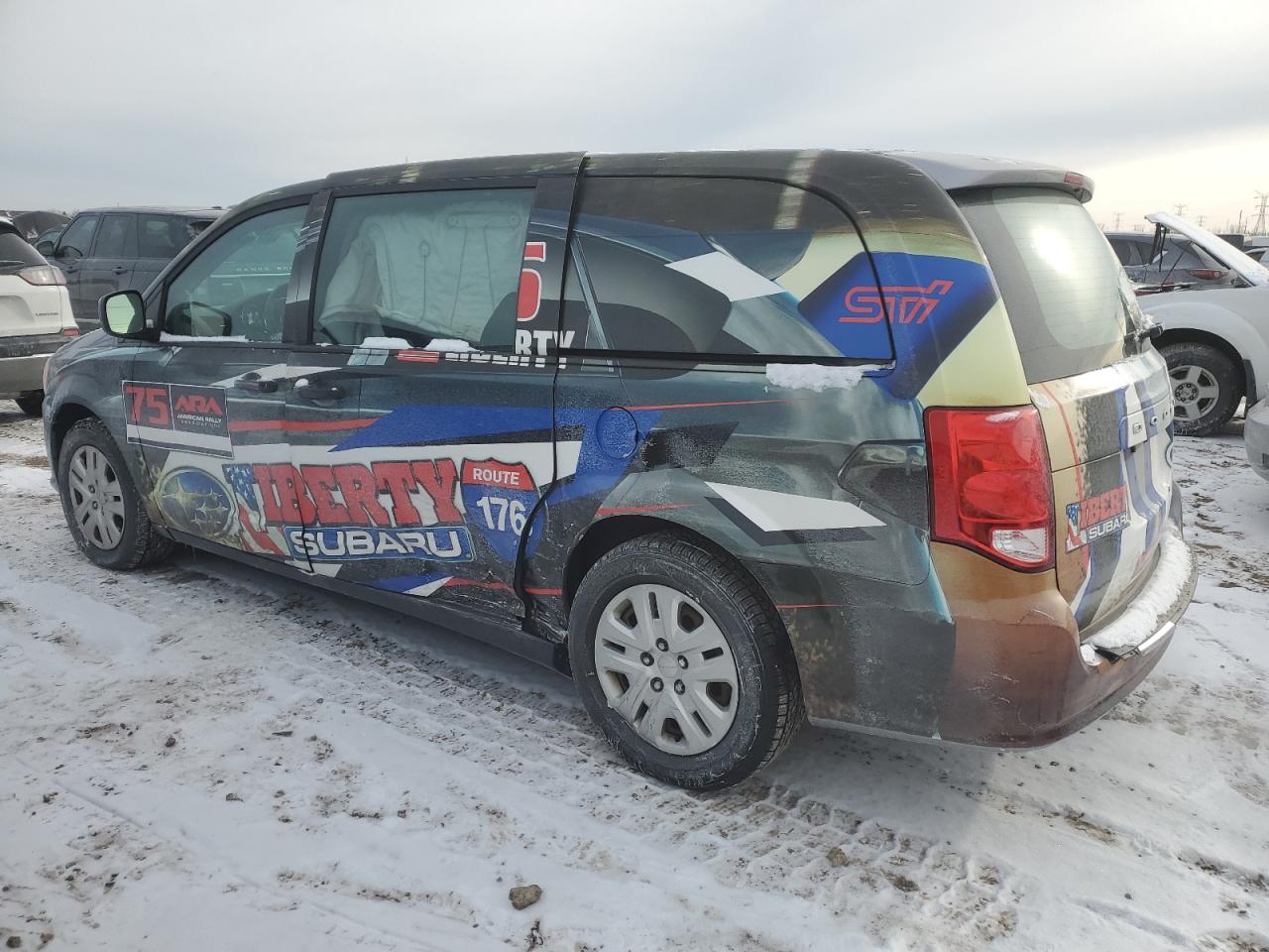 2016 Dodge Caravan - Image 2