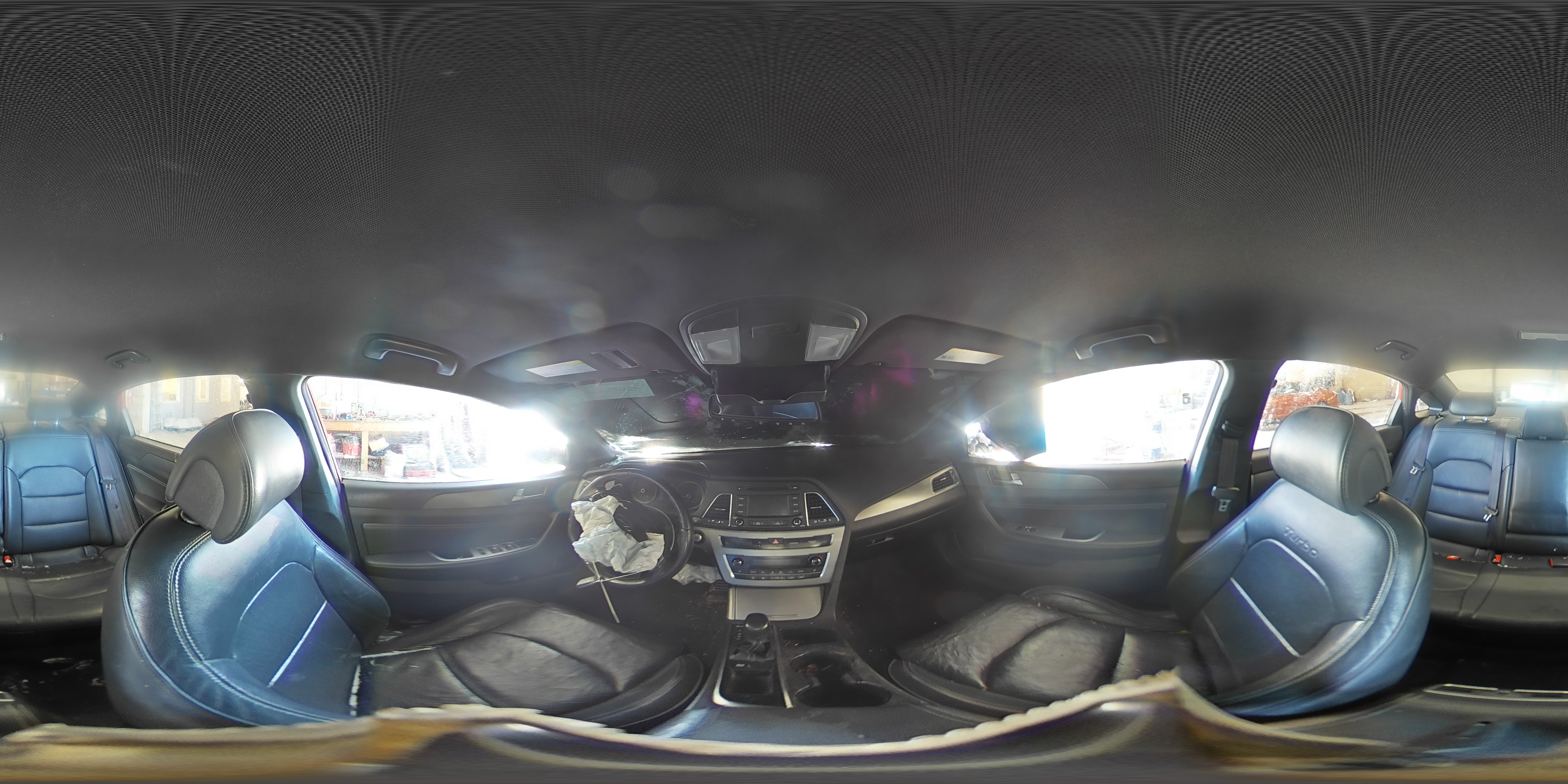 2015 Hyundai Sonata - Image 12
