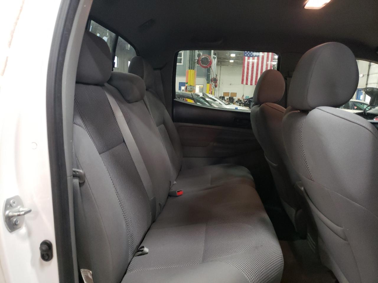 2007 Toyota Tacoma - Image 10
