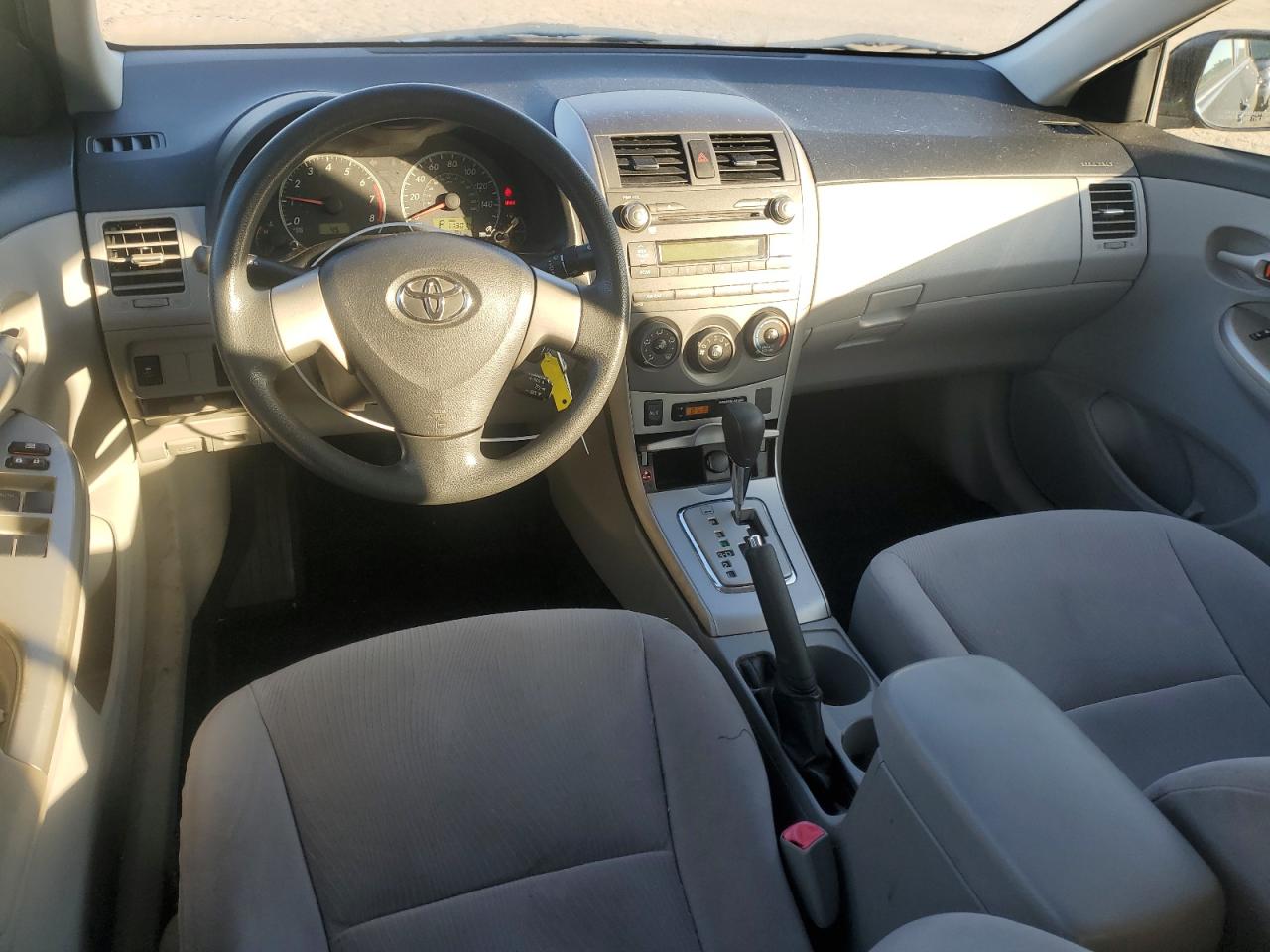 2011 Toyota Corolla - Image 8