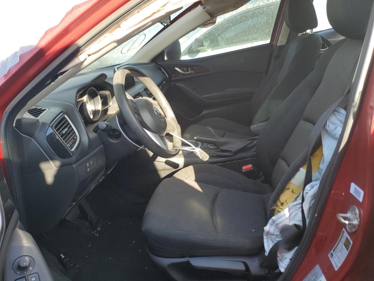 2016 Mazda 3 - Image 7
