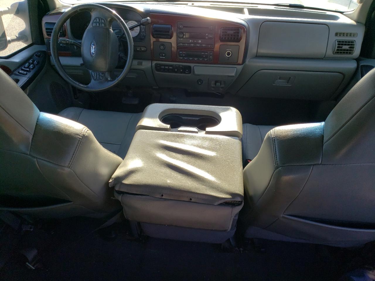 2006 Ford F350 - Image 8