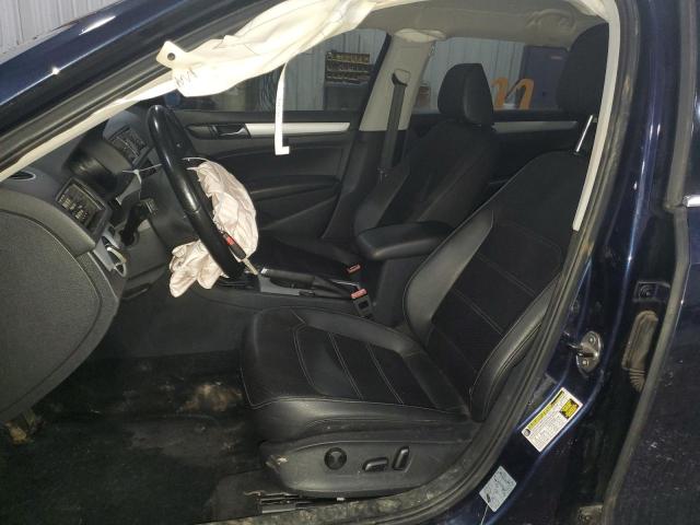 Седани VOLKSWAGEN PASSAT 2013 Синій