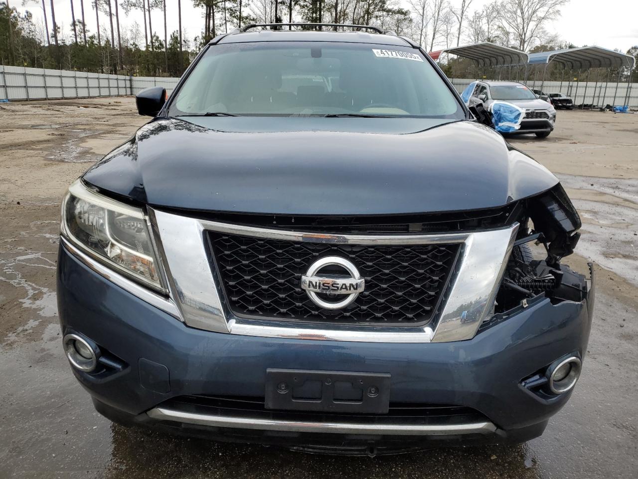 2016 Nissan Pathfinder - Image 5