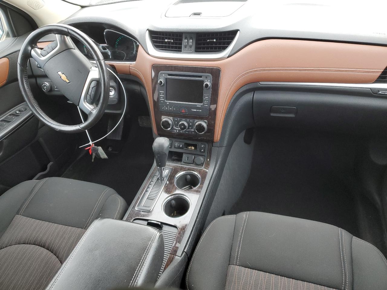 2015 Chevrolet Traverse - Image 8