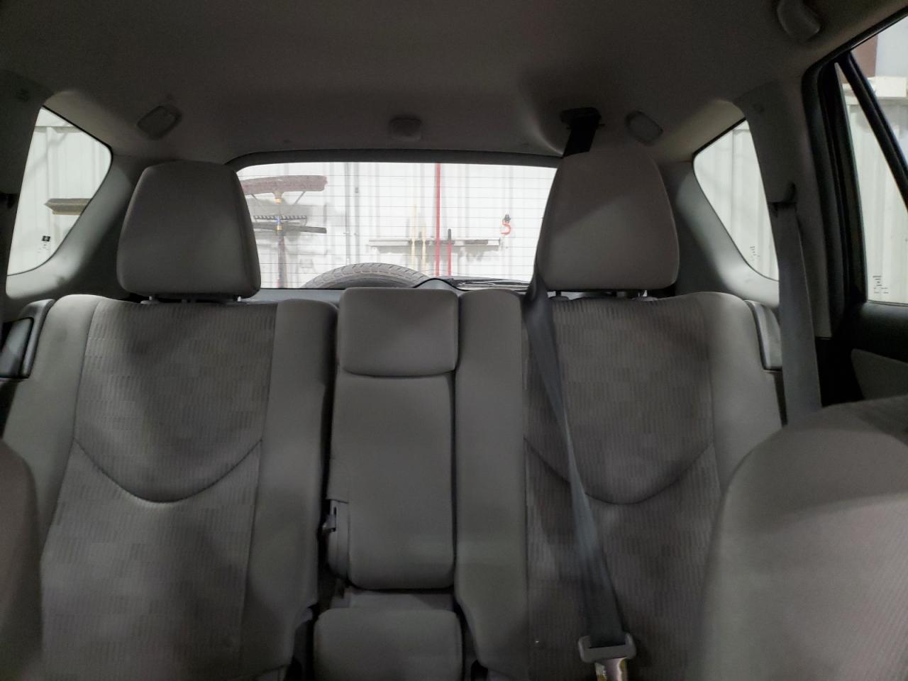 2012 Toyota RAV 4 - Image 10
