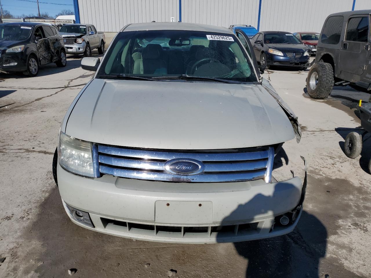 2008 Ford Taurus - Image 5