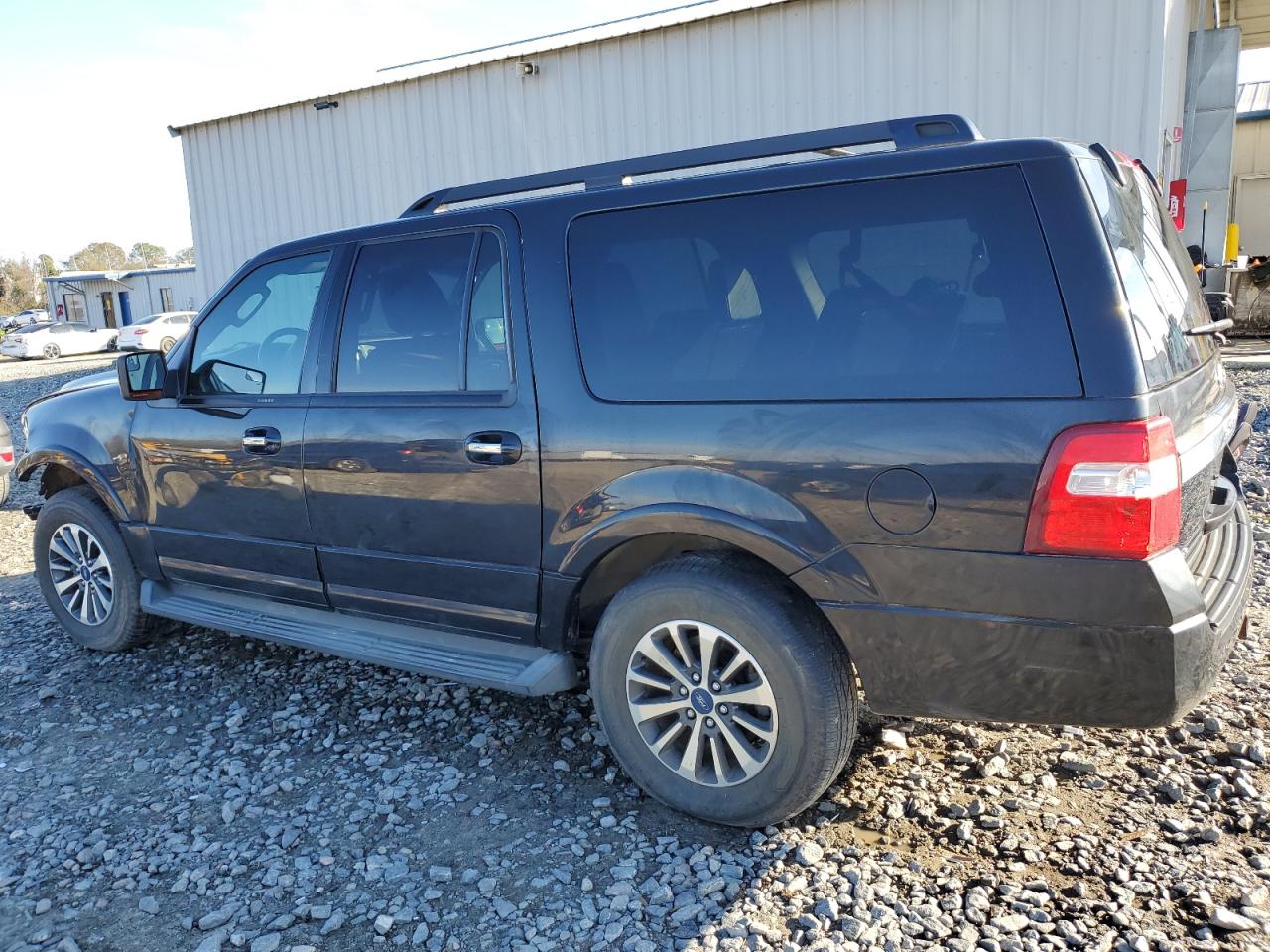 2015 Ford Expedition - Image 2