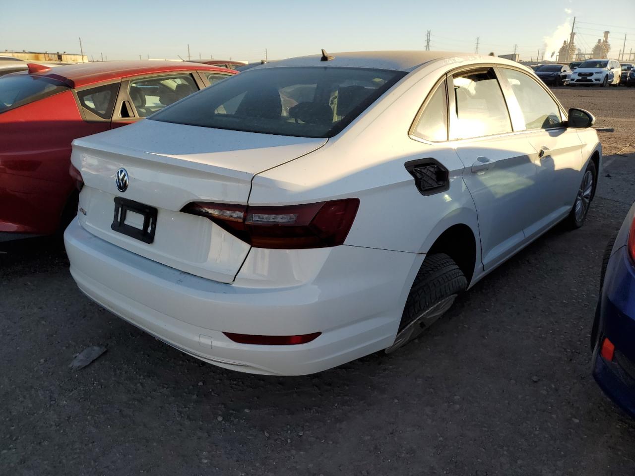 2019 Volkswagen Jetta - Image 3