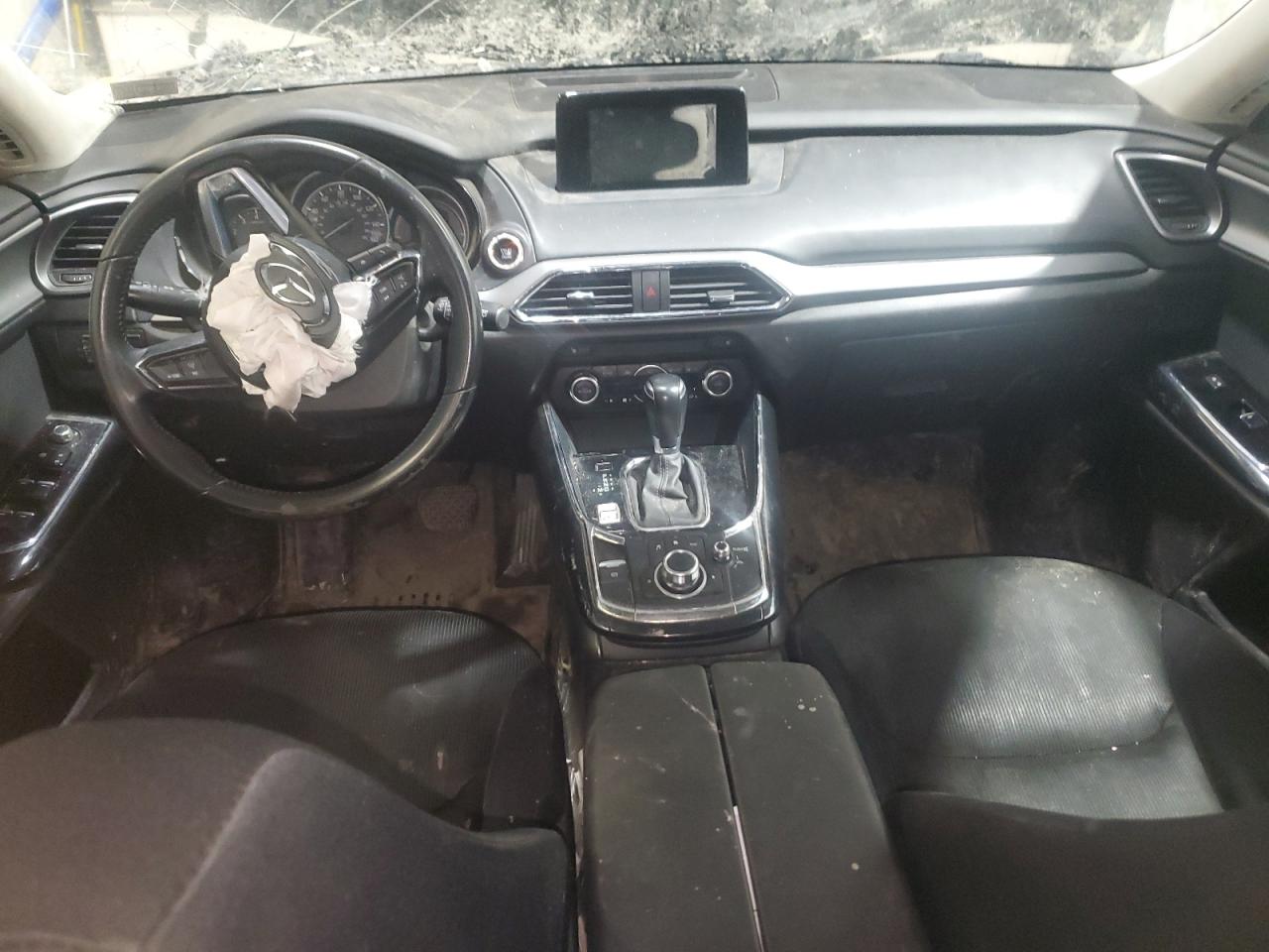 2017 Mazda CX-9 - Image 8