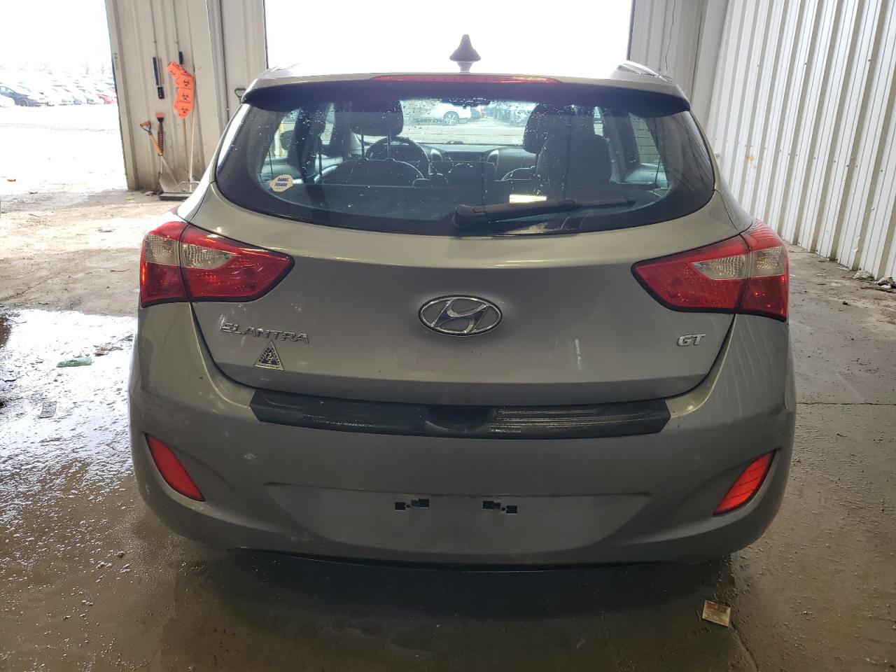2013 Hyundai Elantra - Image 6