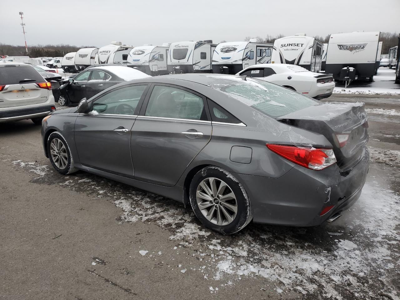 2014 Hyundai Sonata - Image 2