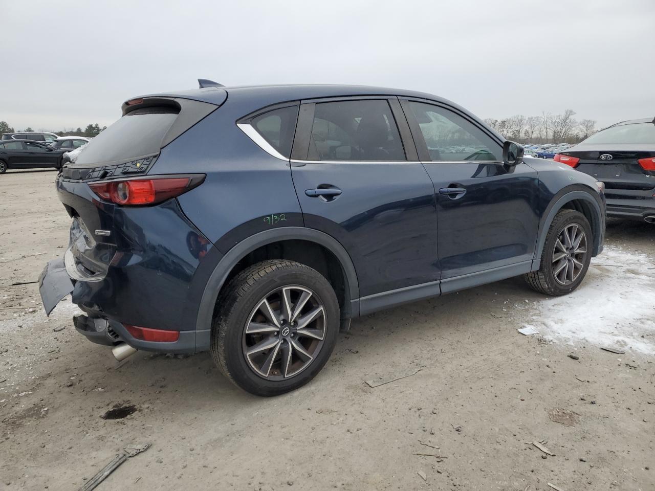 2018 Mazda CX-5 - Image 3