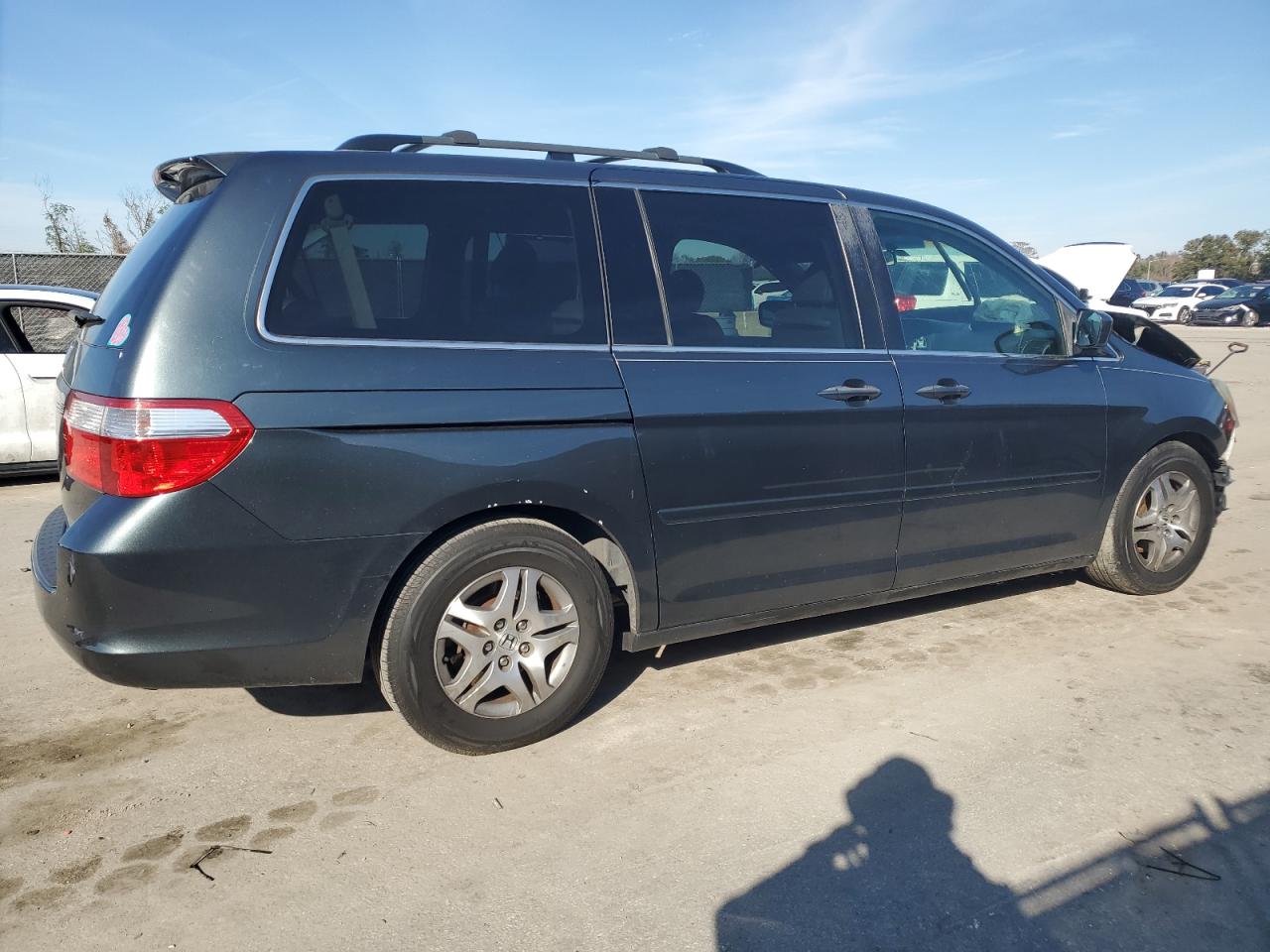 2006 Honda Odyssey - Image 3