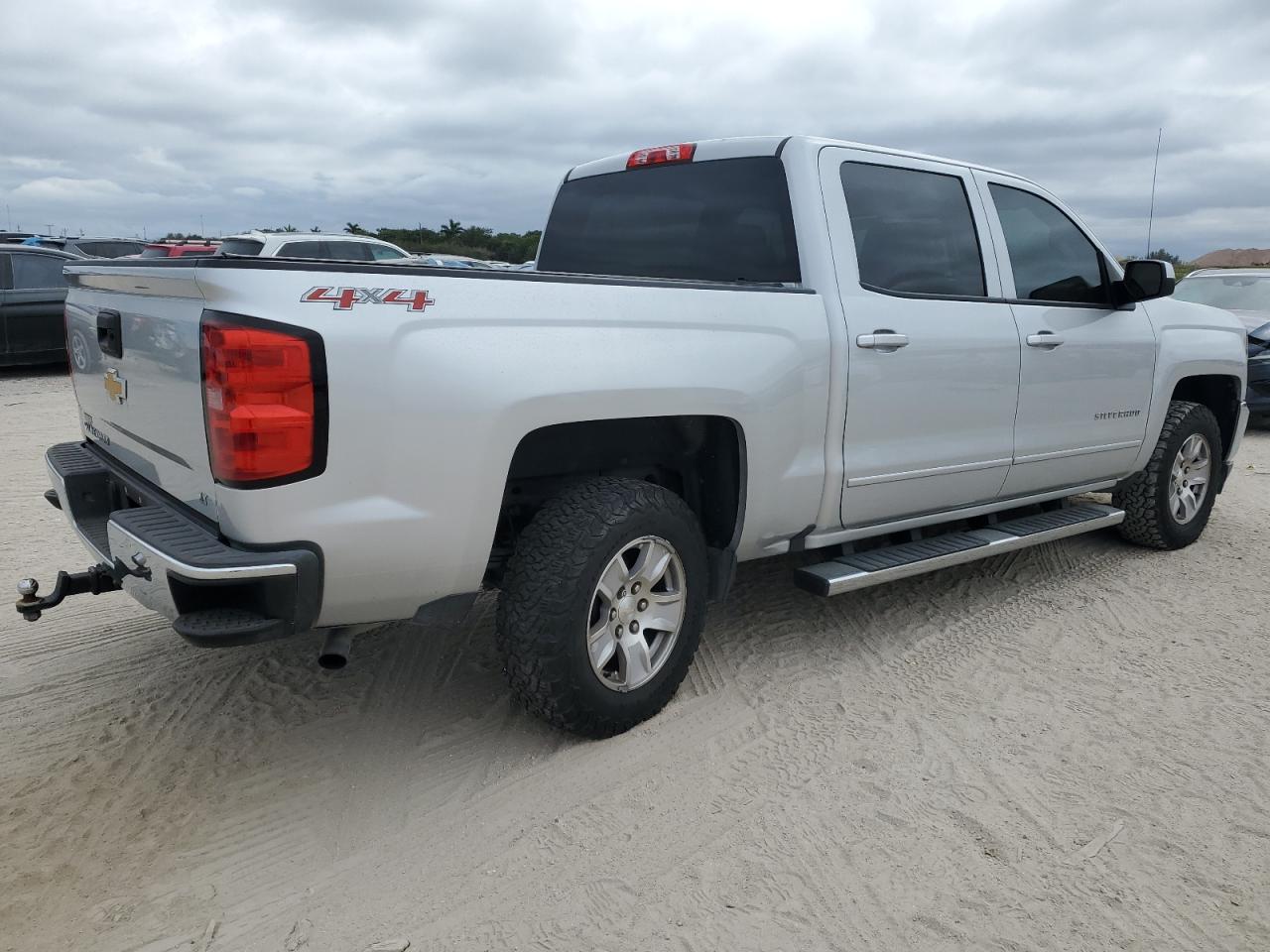 2016 Chevrolet Silverado - Image 3