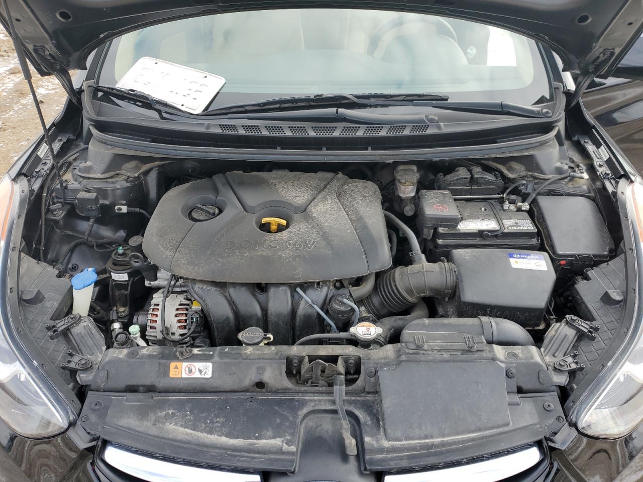 2012 Hyundai Elantra - Image 12