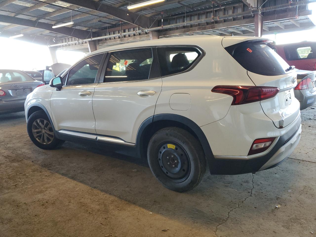 2019 Hyundai Santa Fe - Image 2