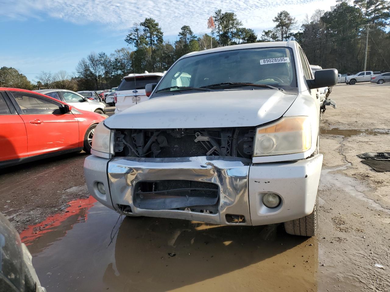 2011 Nissan Titan - Image 5
