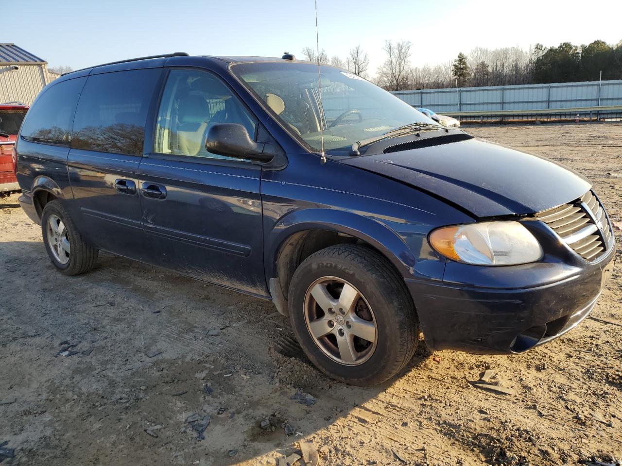 2005 Dodge Caravan - Image 4
