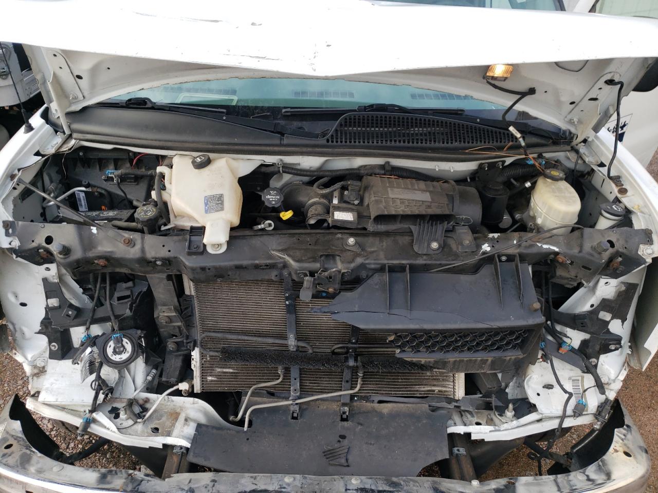 2017 Chevrolet Express - Image 12
