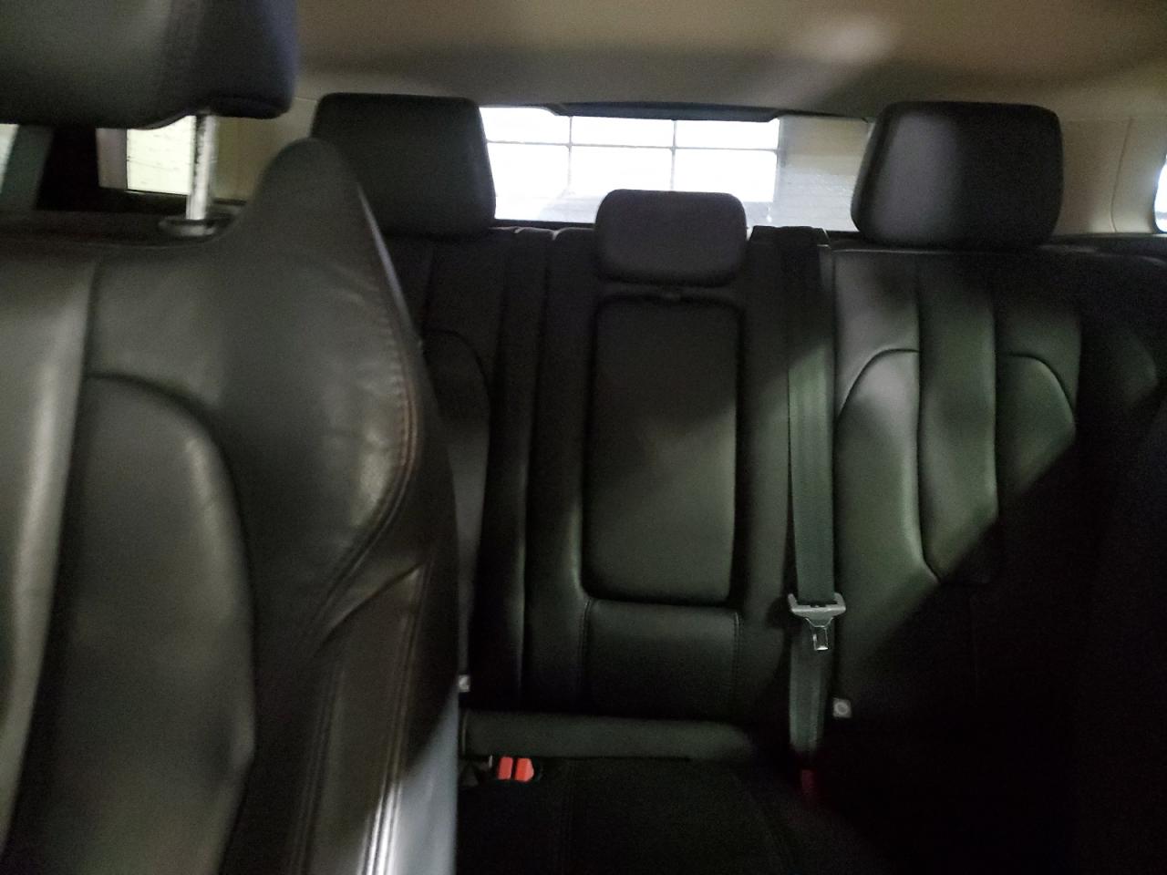 2015 Land Rover Range Rover - Image 10