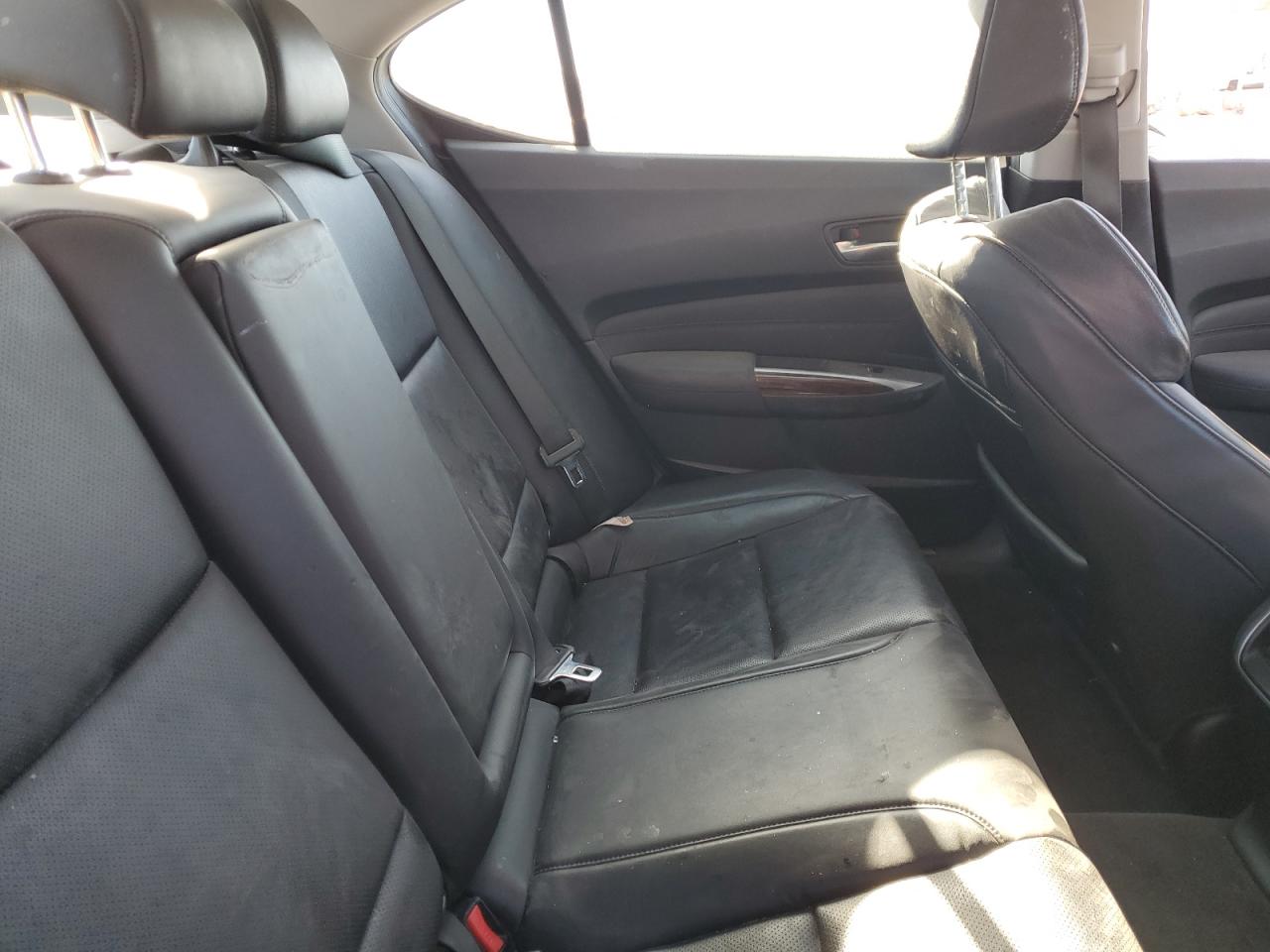 2015 Acura TLX - Image 10