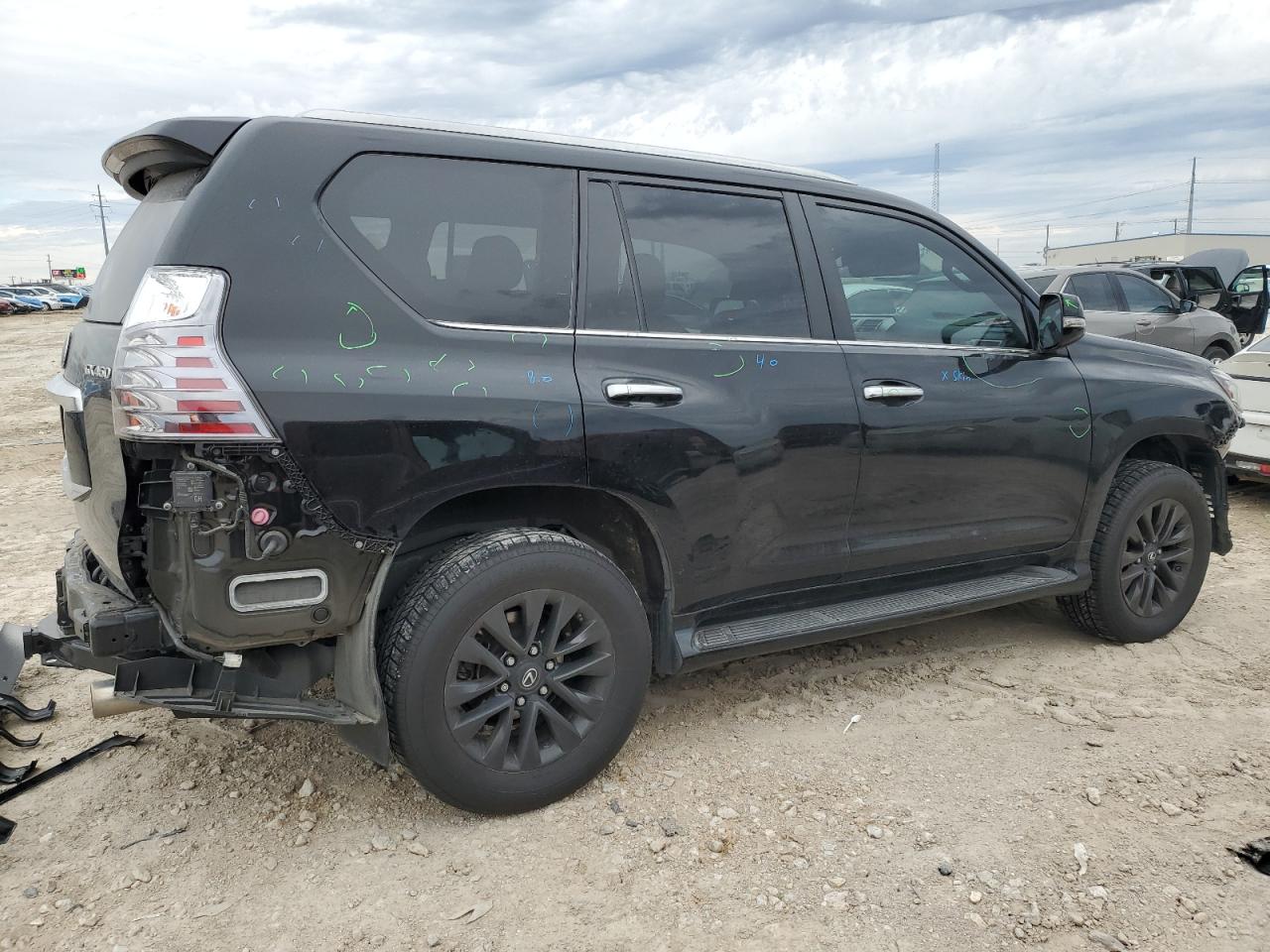 2021 Lexus GX - Image 3