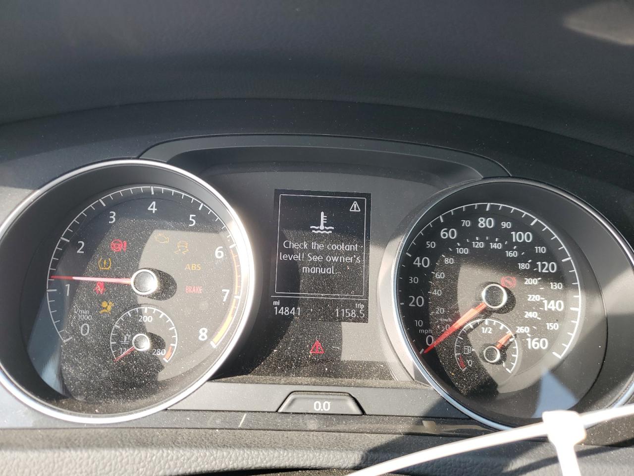 2019 Volkswagen Golf - Image 9