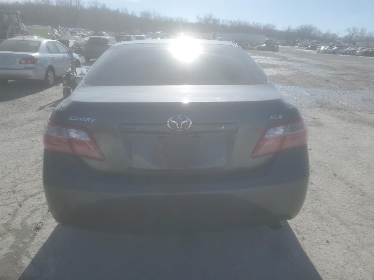 2009 Toyota Camry - Image 6