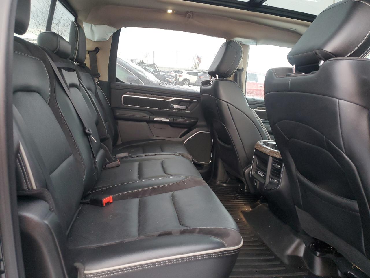 2019 RAM 1500 - Image 10